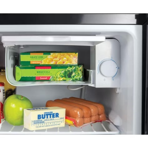 Igloo IRF16PL6A 1.6 Cu. Ft. Classic Compact Single Door Refrigerator Freezer - Platinum