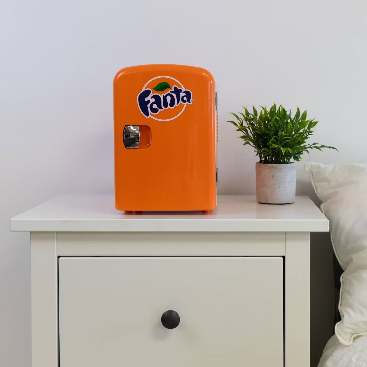 Coca-Cola Fanta 4L Cooler/Warmer 12V DC 110V AC Mini Fridge - Orange