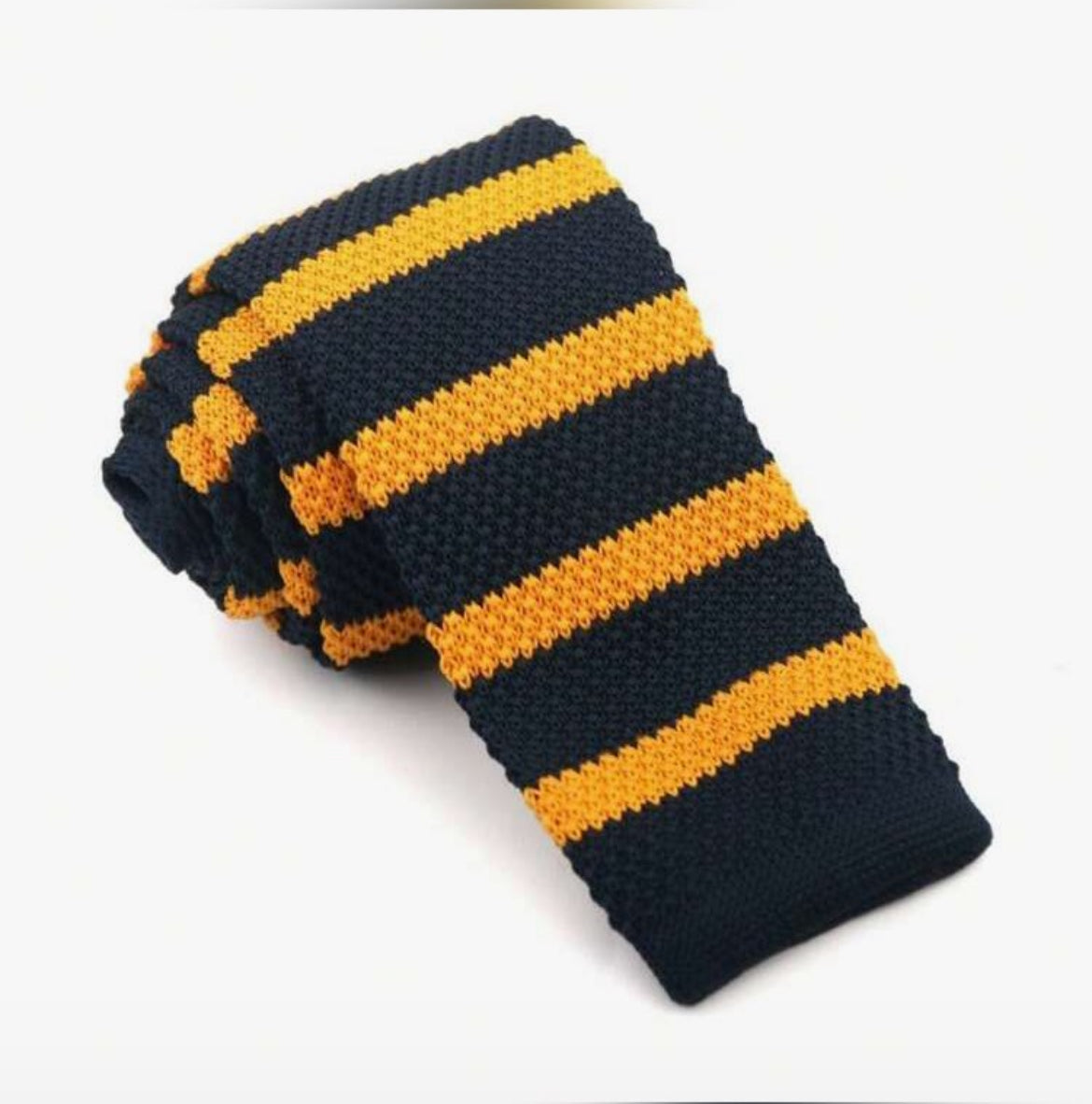 Fí Knitted tie