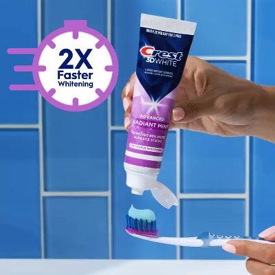 Crest 3D White Advanced Teeth Whitening Toothpaste, Radiant Mint