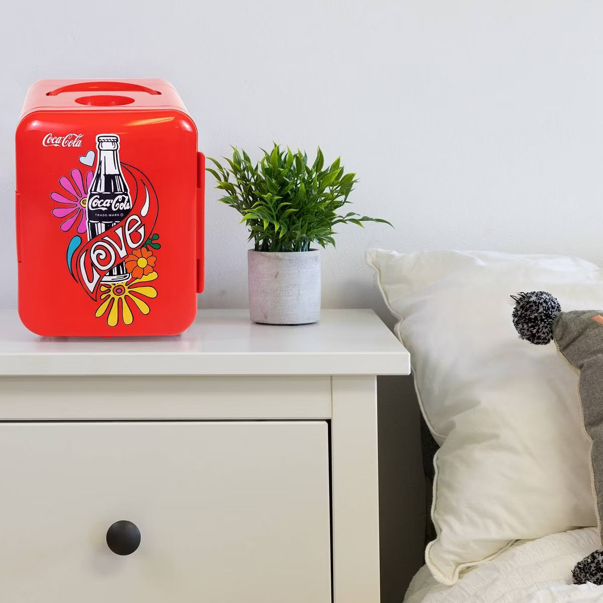 Coca-Cola Love 1971 Series 4L Cooler/Warmer 12V DC 110V AC Mini Fridge: Desktop Coke Fridge, Countertop, 6 Can Capacity